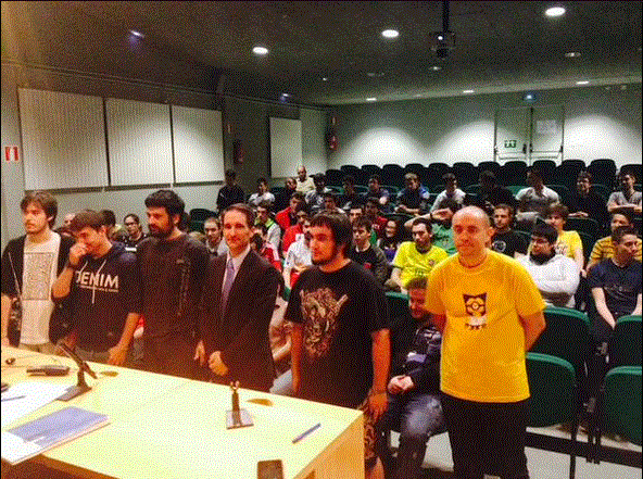 Mesa redonda WiFi abierta